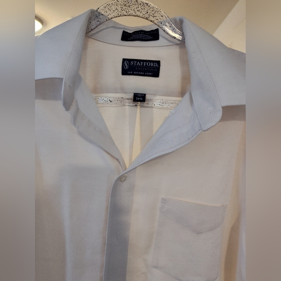 Stafford Oxford Men's White 16.5  Short Sleeve Button Down Shirt Cotton 22 Ptp - Picture 3 of 6